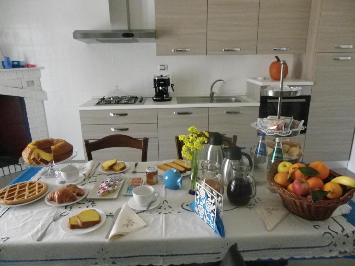 SantʼAnna Arresi B&B And Home Restaurant La Casa Del Pescatore מראה חיצוני תמונה